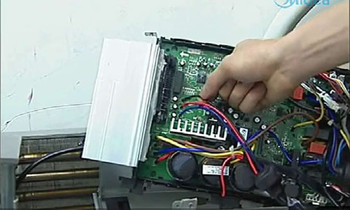 梁平美的空调电话是多少